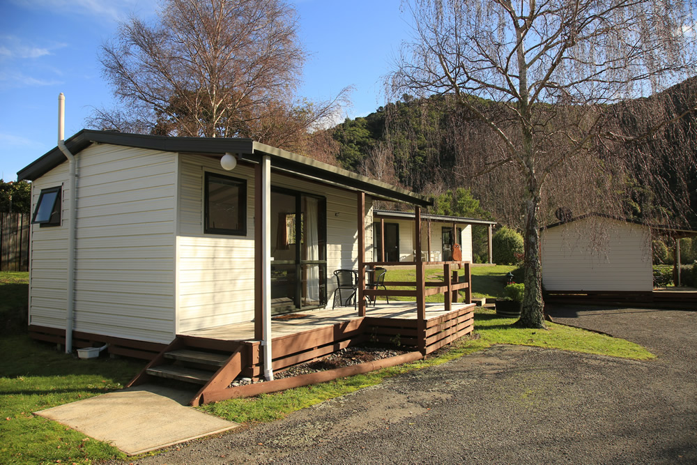 SelfContained Units » Camping Grounds Campervan Park at Parklands Marina